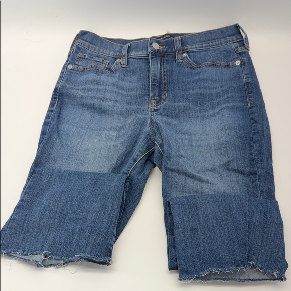 Banana Republic Denim - Banana Republic Cropped Blue Jeans